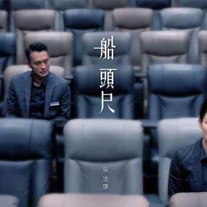 裸替美女裸奶头户外视频
